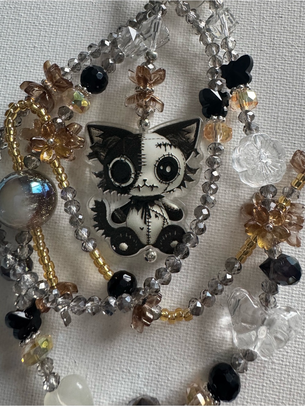 Black & White Gothic Cat Phone Charm.